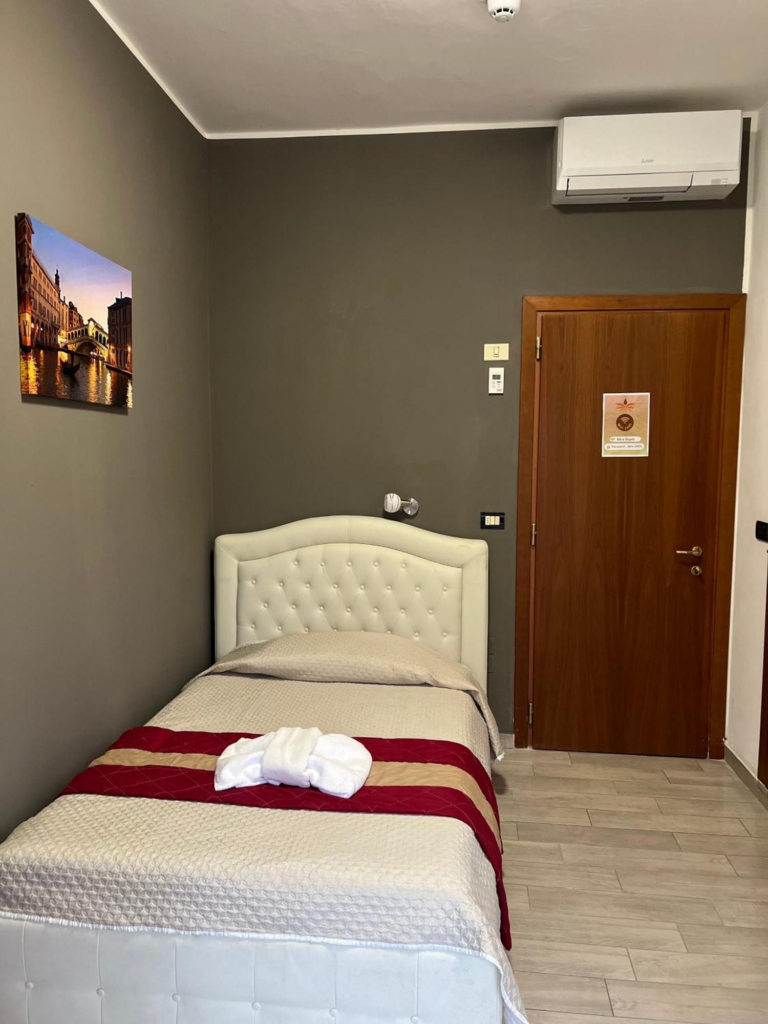 Hotel Miro Rimini Exterior foto
